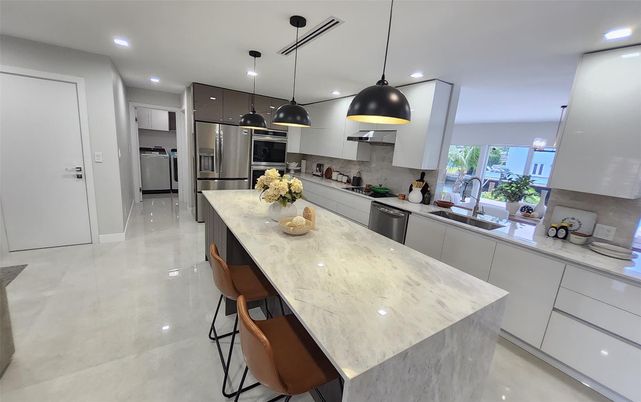 Interior, Kitchen, Pendant Lights, Recessed Lighting, Stainless Steel Appliances