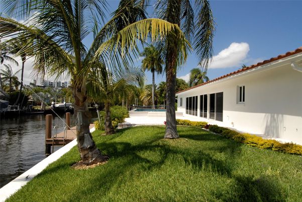 Backyard, Exterior, Water