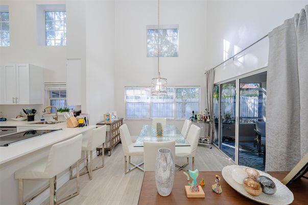 Dining room, Interior, Kitchen, Pendant Lights, Wood Texture Flooring