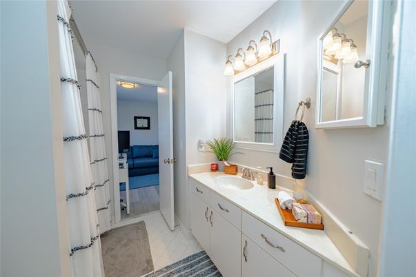 Bathroom, Dual Sink Vanities, Interior