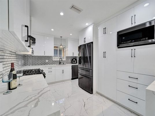 Interior, Kitchen, Marble, Pendant Lights, Recessed Lighting