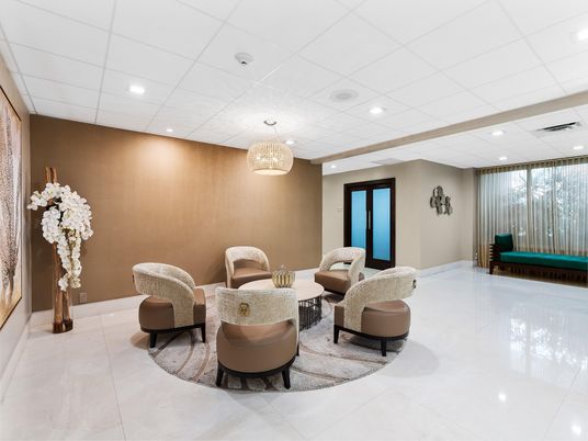 Chandelier, Interior, Recessed Lighting