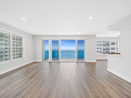 Empty room, Interior, Recessed Lighting, Water, Wood Texture Flooring