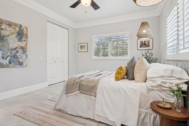 Bedroom, Interior, Pendant Lights