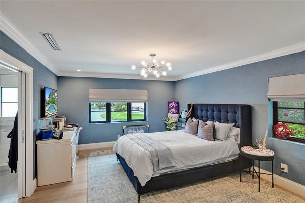 Bedroom, Interior, Pendant Lights, Recessed Lighting, Wood Texture Flooring