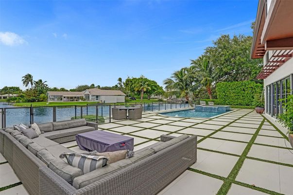 Exterior, Pool, Water