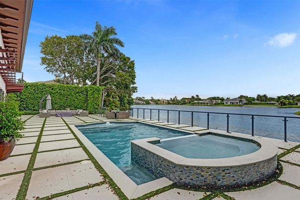 Exterior, Pool, Water