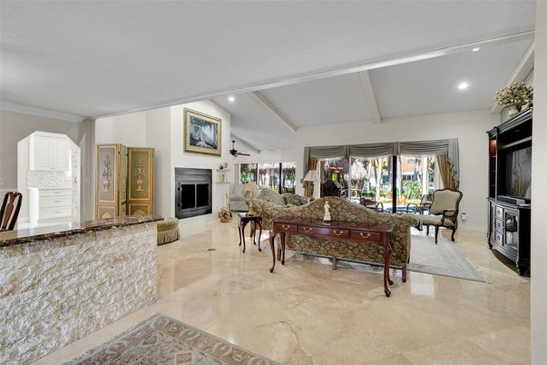 Fireplace, Interior, Recessed Lighting