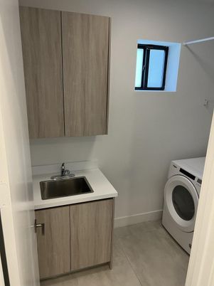 Interior, Washer