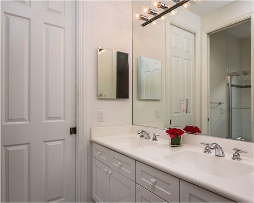 Bathroom, Dual Sink Vanities, Interior
