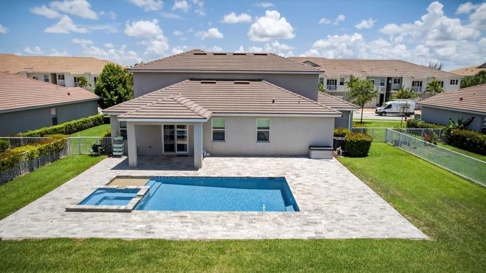 Backyard, Exterior, Pool