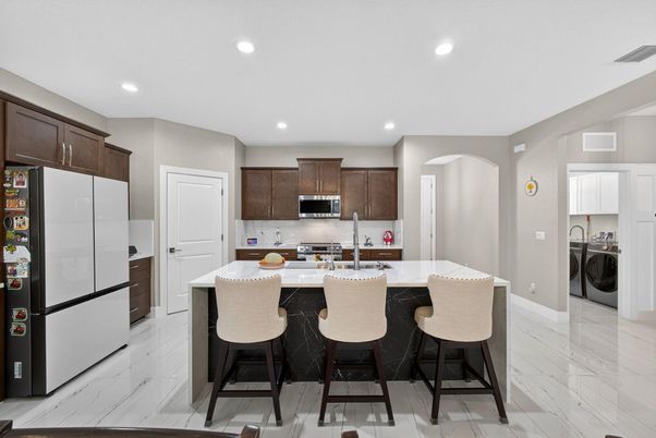 Interior, Kitchen, Marble, Recessed Lighting, Washer
