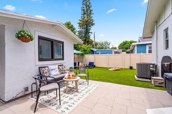 Backyard, Exterior