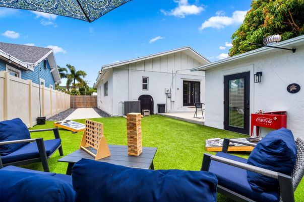 Backyard, Exterior