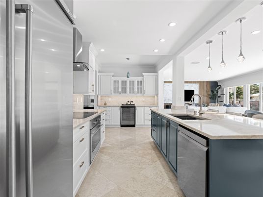 Interior, Kitchen, Pendant Lights, Recessed Lighting, Stainless Steel Appliances