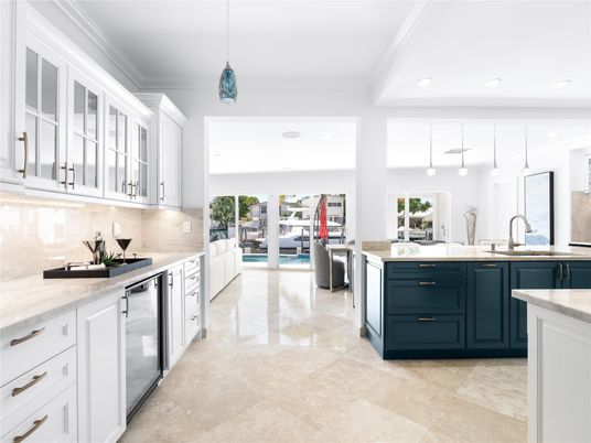 Interior, Kitchen, Pendant Lights, Recessed Lighting