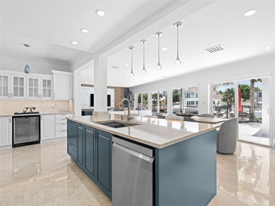 Interior, Kitchen, Pendant Lights, Recessed Lighting, Stainless Steel Appliances
