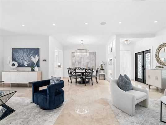 Chandelier, Dining room, Interior, Pendant Lights, Recessed Lighting