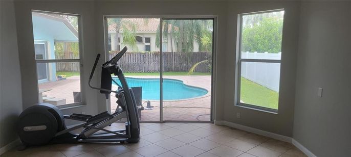 Fitness Equipment, Interior, Pool