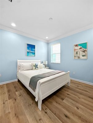 Bedroom, Interior, Recessed Lighting, Wood Texture Flooring