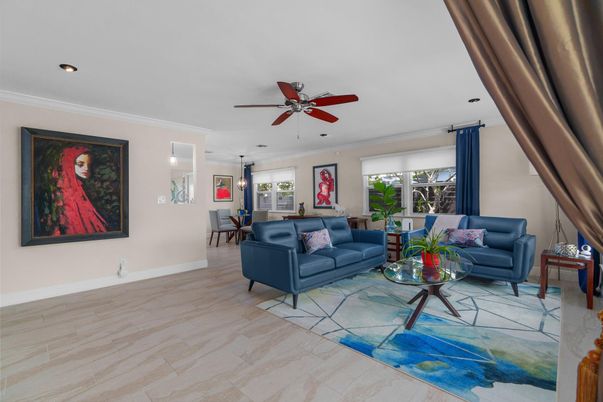 Dining room, Interior, Living room, Pendant Lights, Recessed Lighting, Wood Texture Flooring