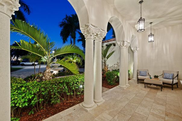 Exterior, Pendant Lights