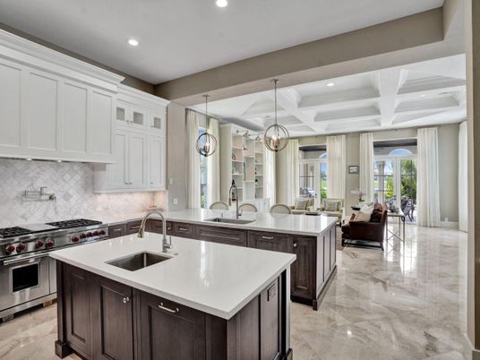 Chandelier, Interior, Kitchen, Living room, Pendant Lights, Recessed Lighting, Stainless Steel Appliances