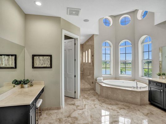 Bathroom, Interior, Recessed Lighting