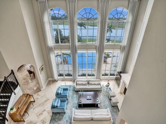Interior, Living room, Water