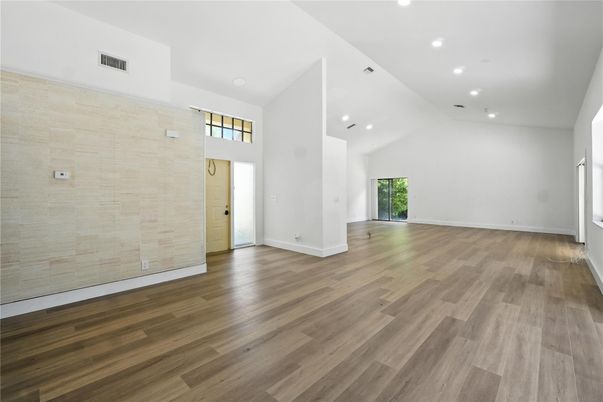 Empty room, Interior, Recessed Lighting, Wood Texture Flooring