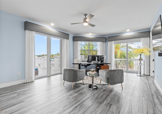 Home Office, Interior, Recessed Lighting, Wood Texture Flooring