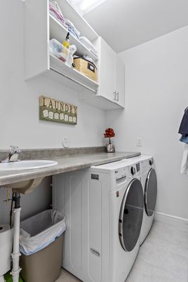 Interior, Washer