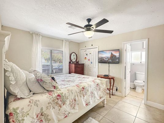 Bathroom, Bedroom, Interior