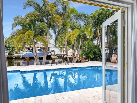Exterior, Pool, Water