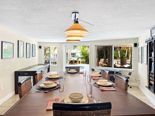 Billiard Table, Dining room, Interior, Pendant Lights