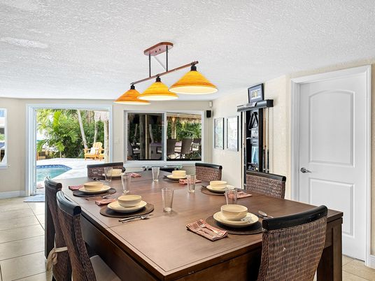 Dining room, Interior, Pendant Lights