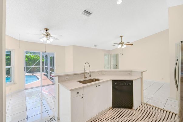 Interior, Kitchen, Recessed Lighting
