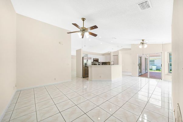 Empty room, Interior, Kitchen, Recessed Lighting