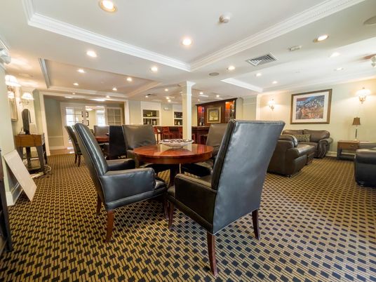 Dining room, Interior, Living room, Recessed Lighting