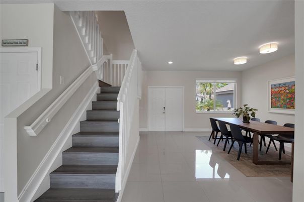 Dining room, Interior, Recessed Lighting
