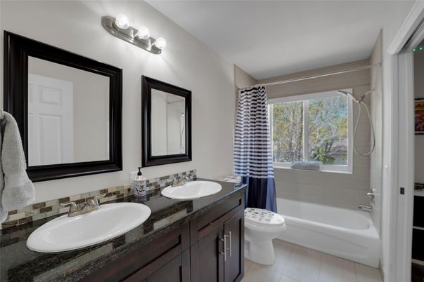 Bathroom, Dual Sink Vanities, Interior