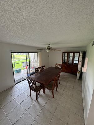 Dining room, Interior
