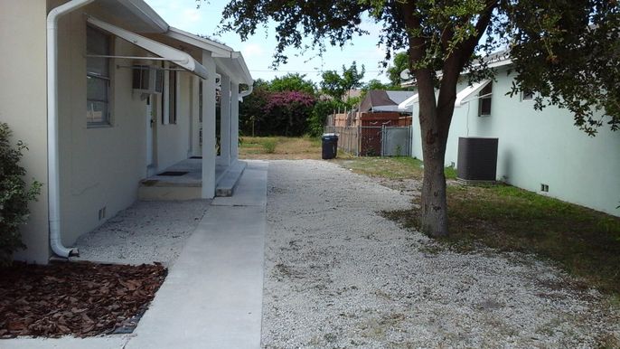 Backyard, Exterior