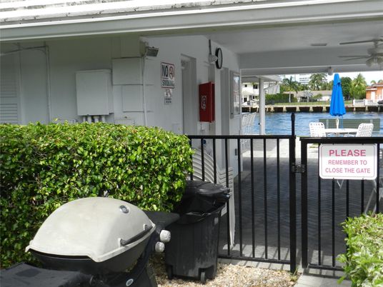 Exterior, Water