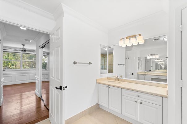 Bathroom, Dual Sink Vanities, Interior, Recessed Lighting, Wood Texture Flooring