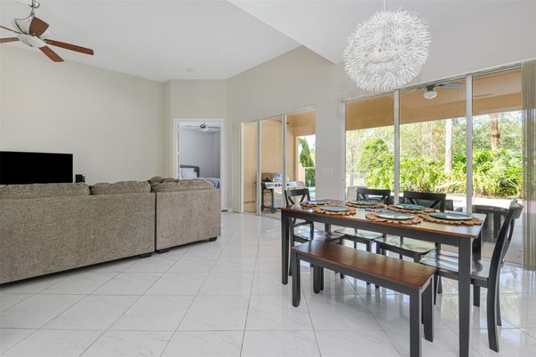 Chandelier, Dining room, Interior, Living room, Marble