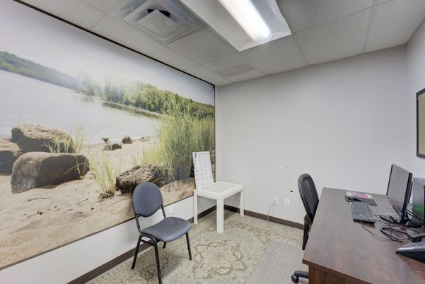 Home Office, Interior