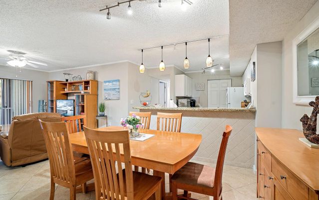 Dining room, Interior, Kitchen, Pendant Lights