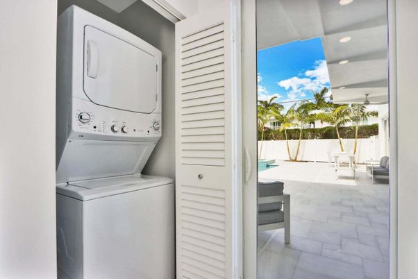 Interior, Utility Closets, Washer, Water