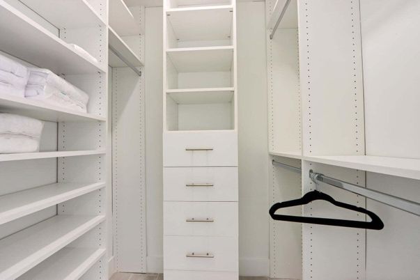 Interior, Walk-in Closets